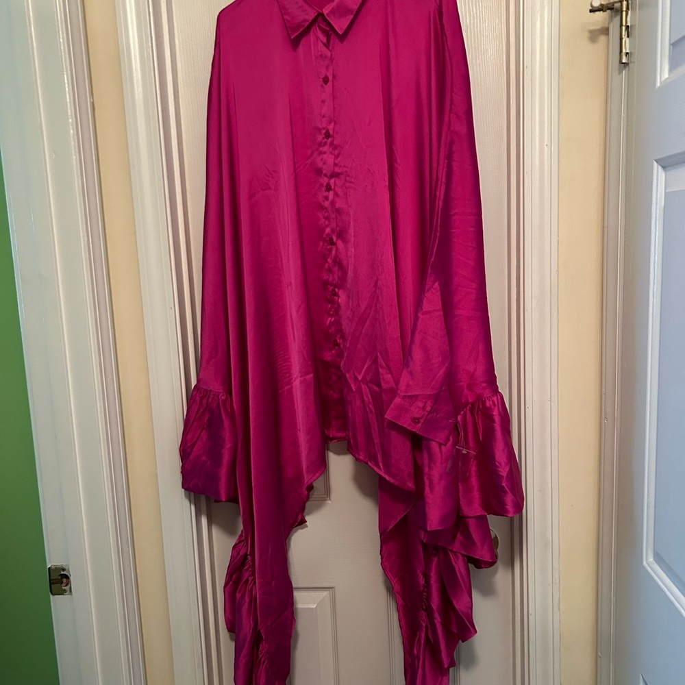 NWOT Fushsia Polyester Satin Live 4 Truth tunic